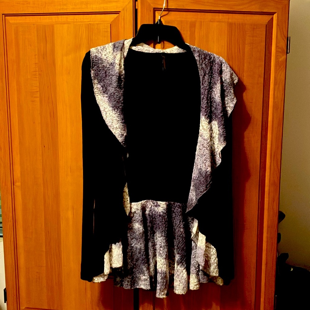 Ruffled cardigan, black, and white with lace